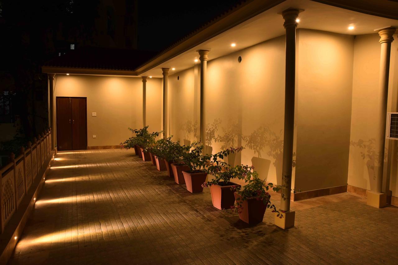 Vijaigarh Kothi - Heritage Boutique Váránaszi Kültér fotó